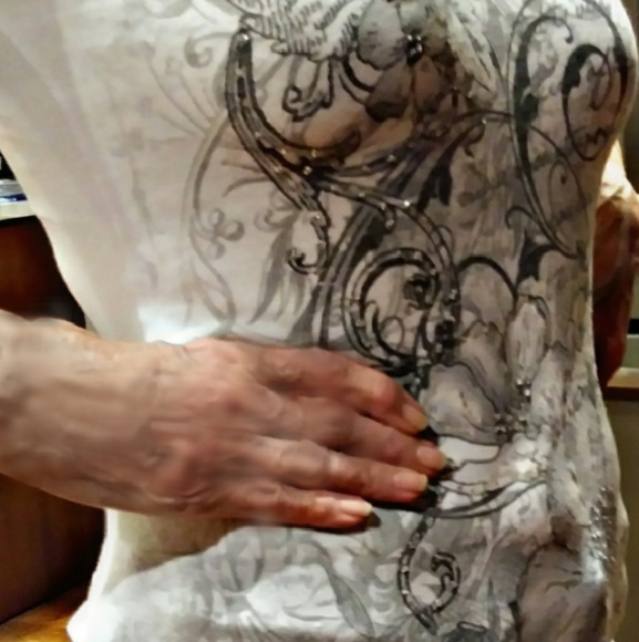 Cute short sleeve shirt - good condition - Picture 3 of 5